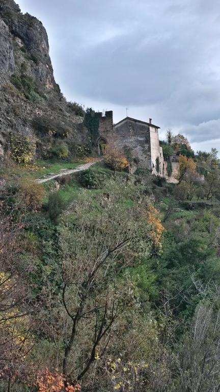 "Les Lauriers" Chambre Independante Avec Terrasse Privee Moustiers-Sainte-Marie Exteriör bild